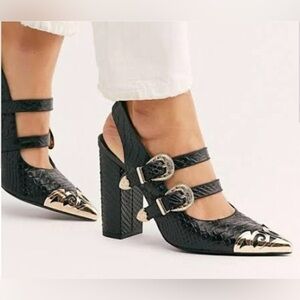 Jeffrey Campbell Black Heels with Gold Details